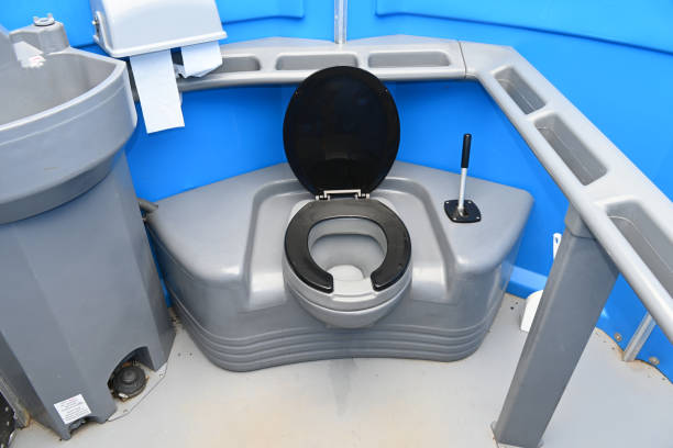 Best Porta potty delivery and setup  in Naples, TX